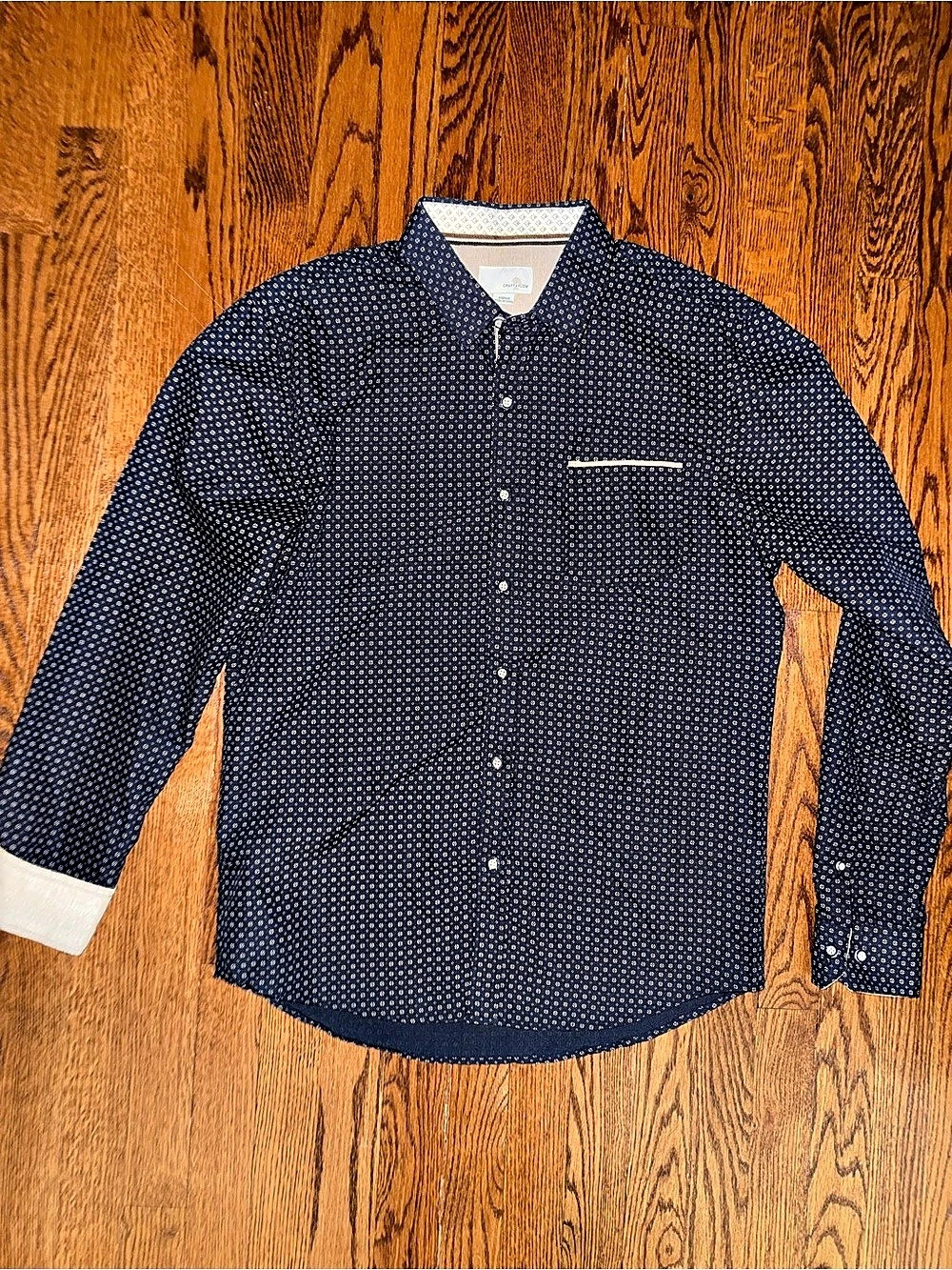 Craft + Flow Men's Floral Button Down in Blue & White Size Medium